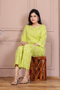 Ausuda Women Pure Cotton Printed Co-Ord Set | Parrot Green Casual Top & Pant Set