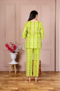 Ausuda Women Pure Cotton Printed Co-Ord Set | Green Casual Top & Pant Set