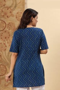Ausuda Women Pure Cotton Blue Geometric Printed Short Kurti | Casual Ethnic Wear for Everyday Comfort