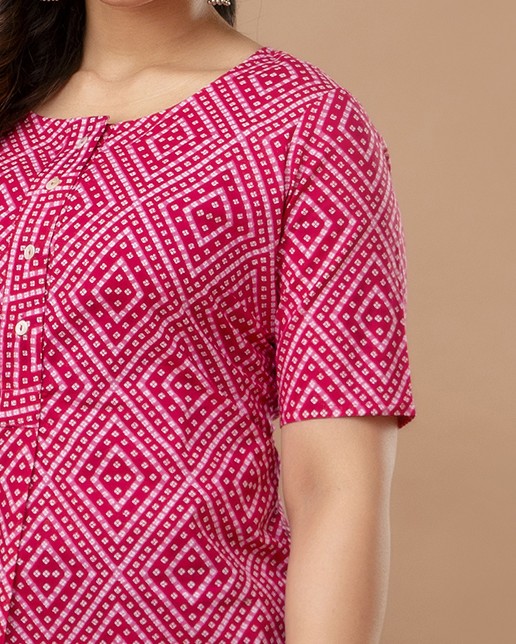Ausuda Women Pure Cotton Pink Geometric Printed Short Kurti | Casual Ethnic Wear for Everyday Comfort