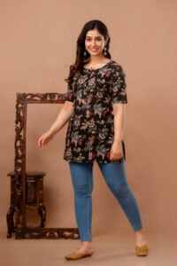Ausuda Women Pure Cotton Black Floral Printed Short Kurti | Casual Ethnic Wear for Everyday Comfort