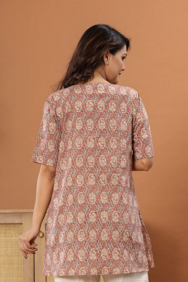 Ausuda Women Pure Cotton Beige Ethnic Printed Short Kurti | Casual Daily Wear Cotton Kurti